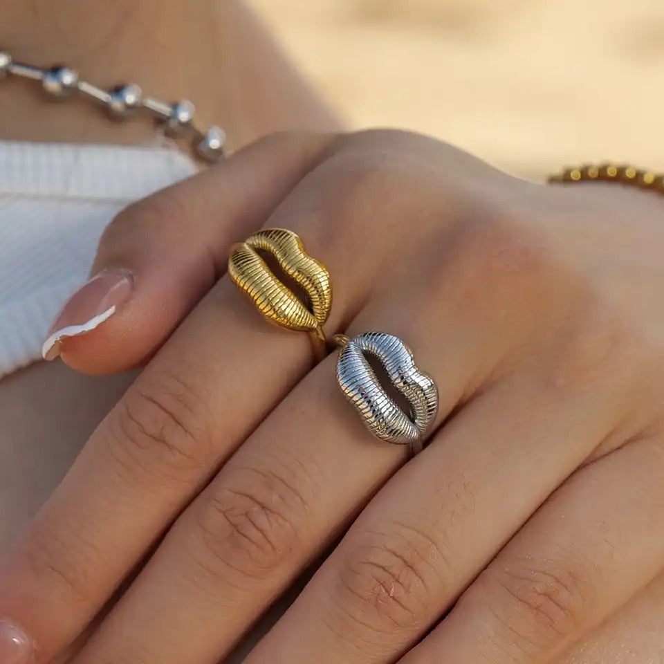 Lip Fillers Ring (Silver)