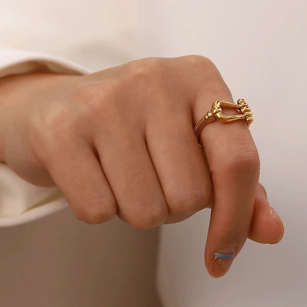 Horseshoe Ring