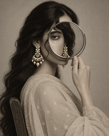 How to Choose Earrings for Your Face Shape